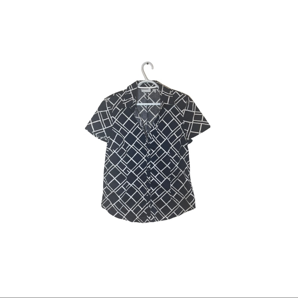 New York and company button down top
